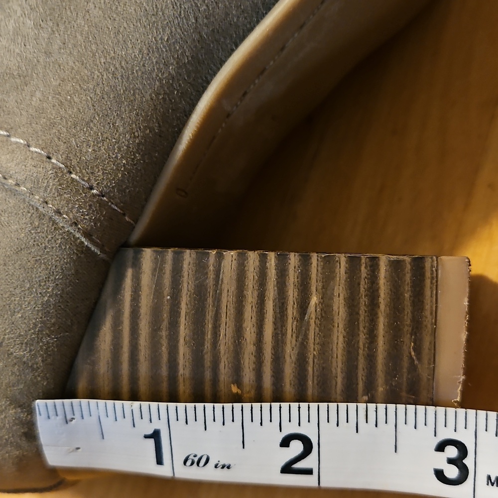 Old Navy Ankle Boots - Picture 11 of 11